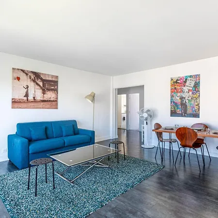 Guestready - Elegant With Private Balcony Apartament Paryż