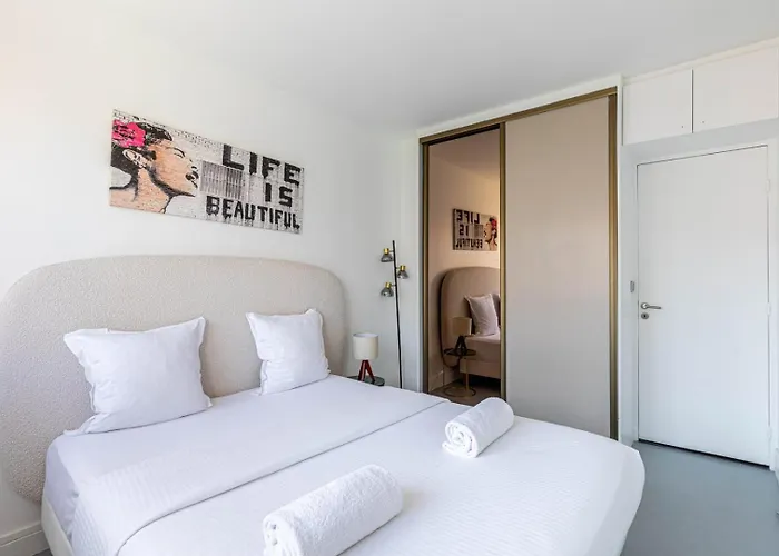 Guestready - Elegant With Private Balcony *
