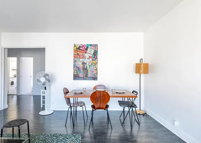 Guestready - Elegant With Private Balcony * Paris